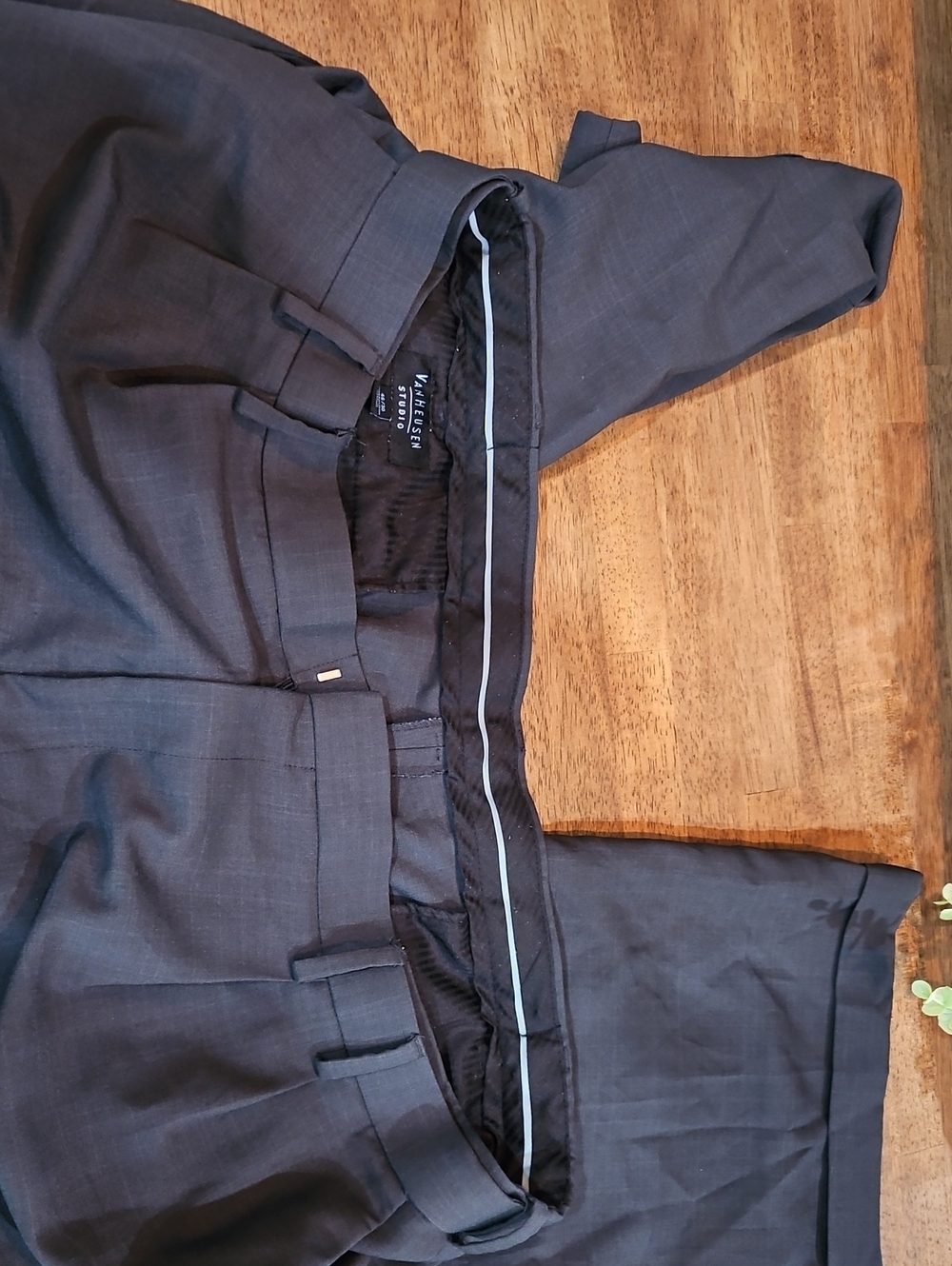 Van Heusen Men's Dark Gray Dress Pants 46-30